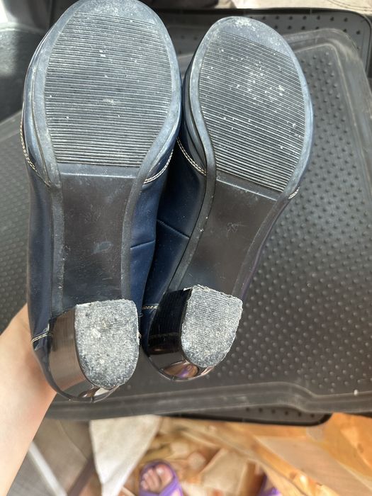 Продам туфли лакированные