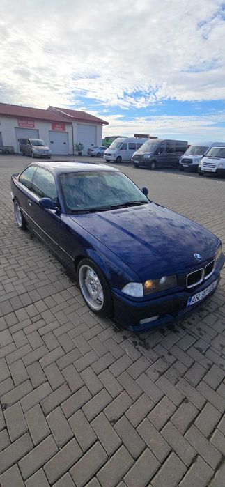 Bmw e 36 coupe an 1994 1.8 is clima trapa jante r 17
