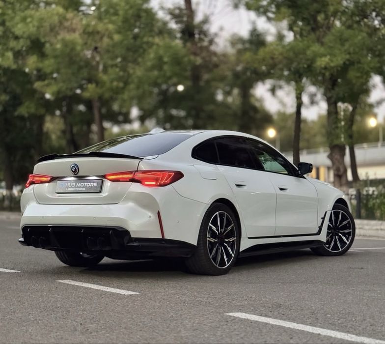 Bmw M4 nasiyaga 12 ta viloyatga