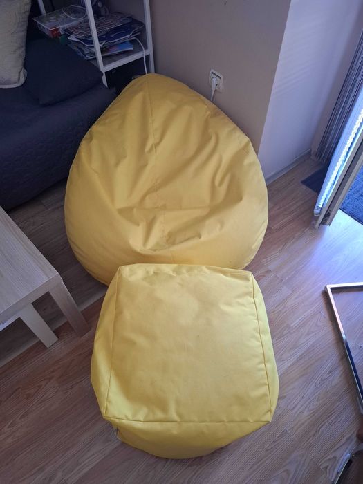 Барбаробни / Пуфове с табуретки, като нови!