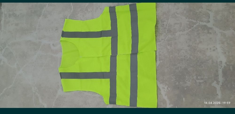 Жилеты, специальные одежды