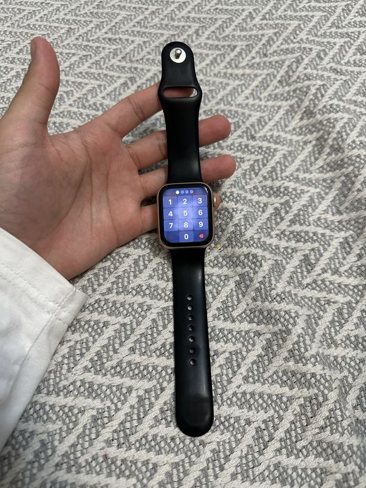 Apple Watch SE 44-mm