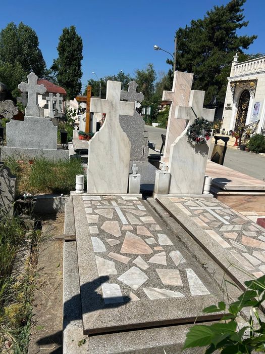 Vand loc veci Damaroaia 2 cripte
