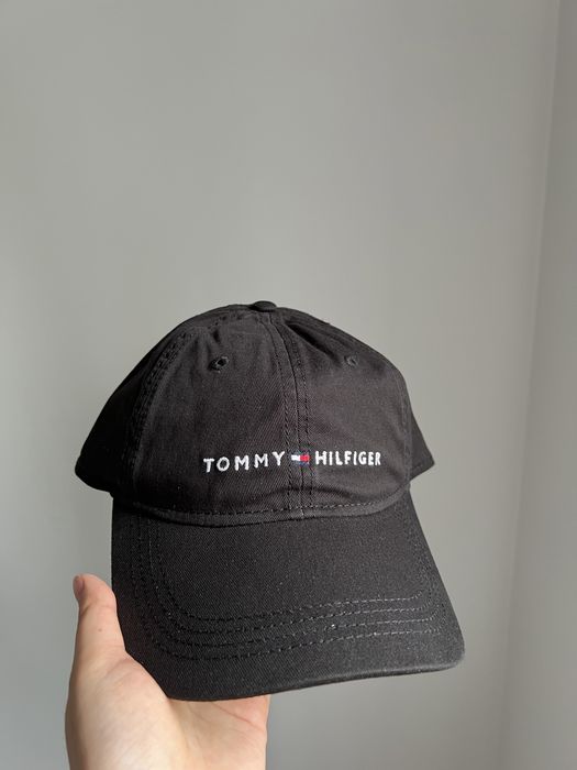 Кепки Tommy Hilfiger