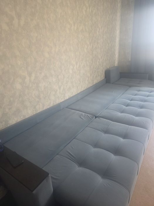 Продам диван, б/у