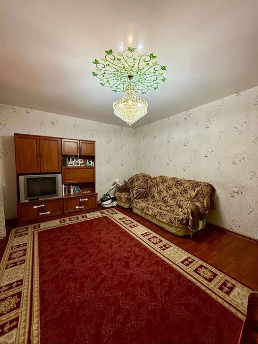 Продам дом в центе Каскелена