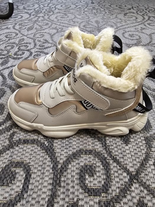 Ботинки Bobdog 36 размер