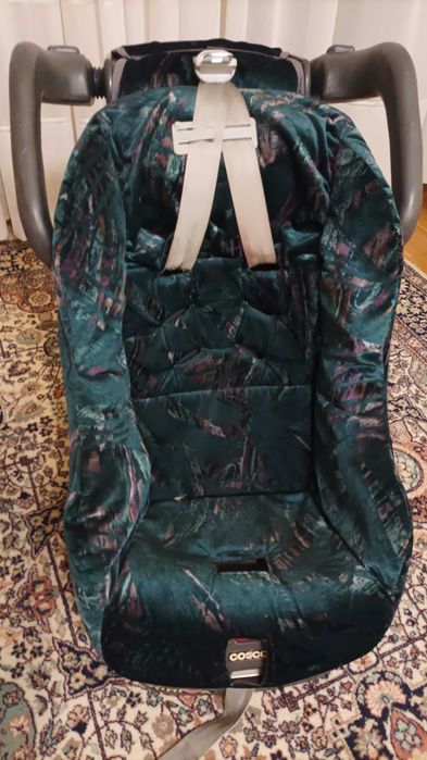 Детско столче за кола