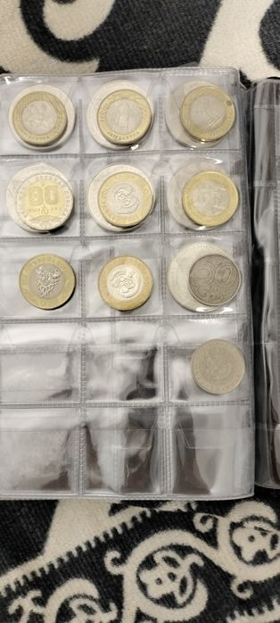 Продам монеты разные