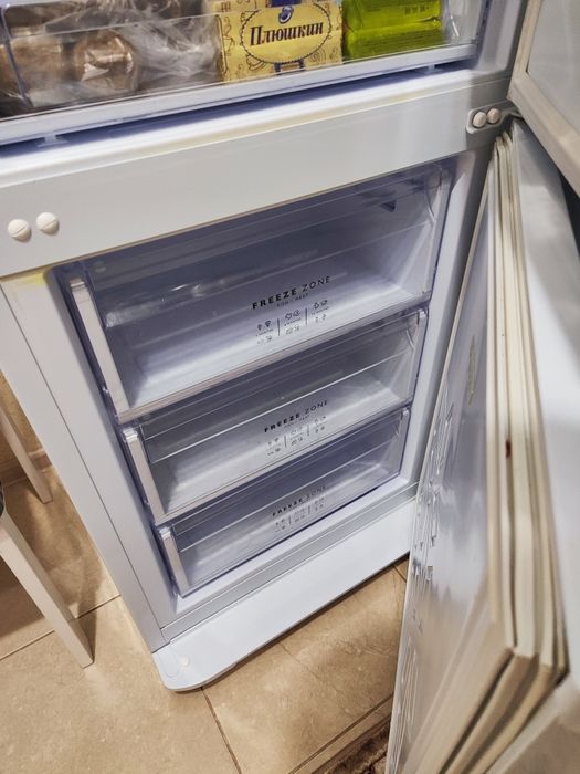 Холодильник бюриса на запчасти