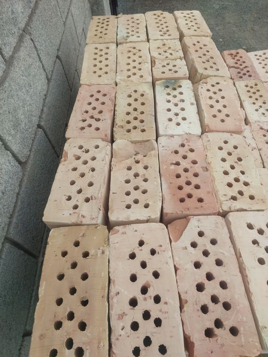 Жженый кирпич полтарашка