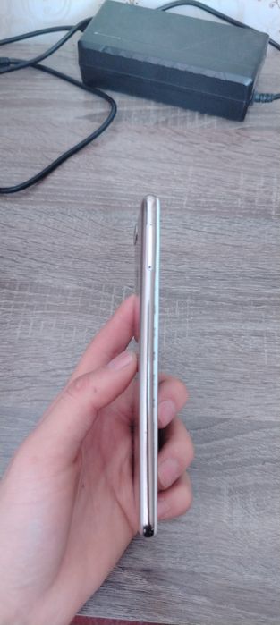 Приставка и телефон