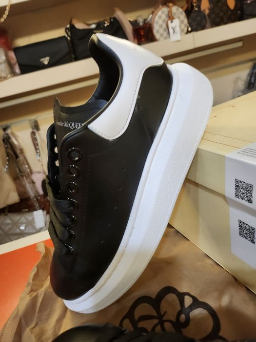 Кецове Alexander Mcqween черни и  бели, дамски
