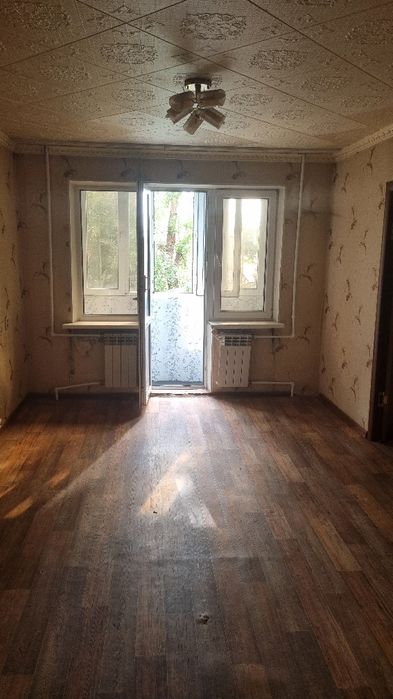 Продам 2х к.кв Лачугина 11,Абулхаир-хана 16