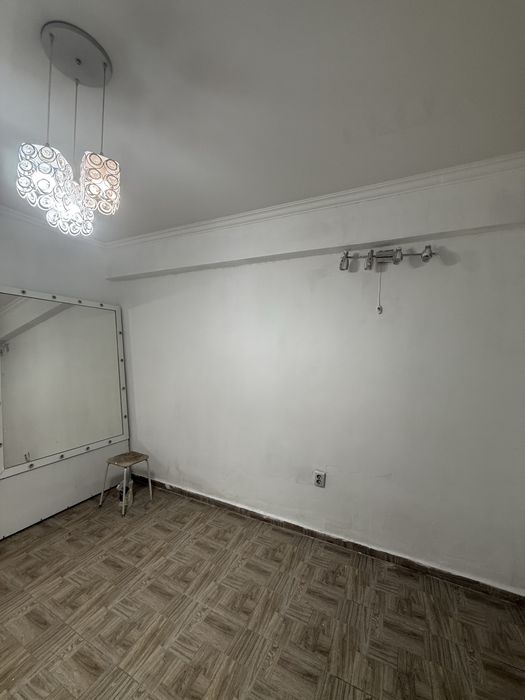 Зеркало для салона красоты