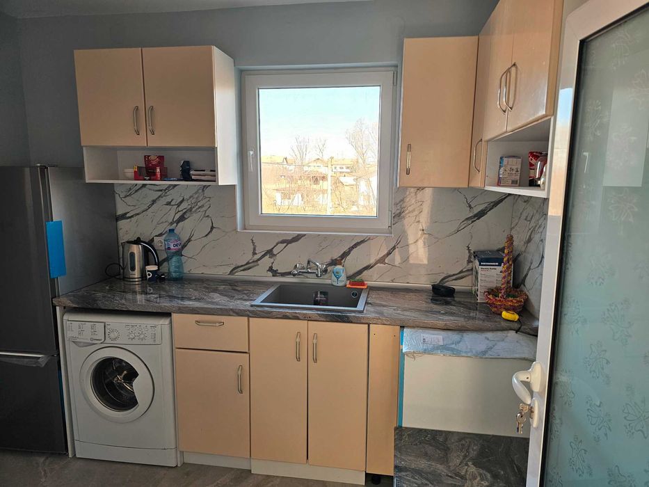 Дава под наем къща Волуяк