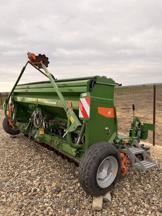 Semanatoare paioase Amazone D9 4000 Super