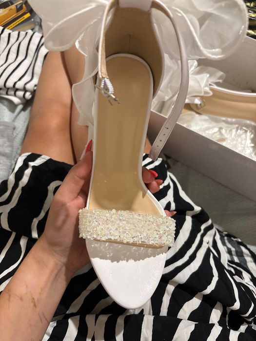 Продавам токчета