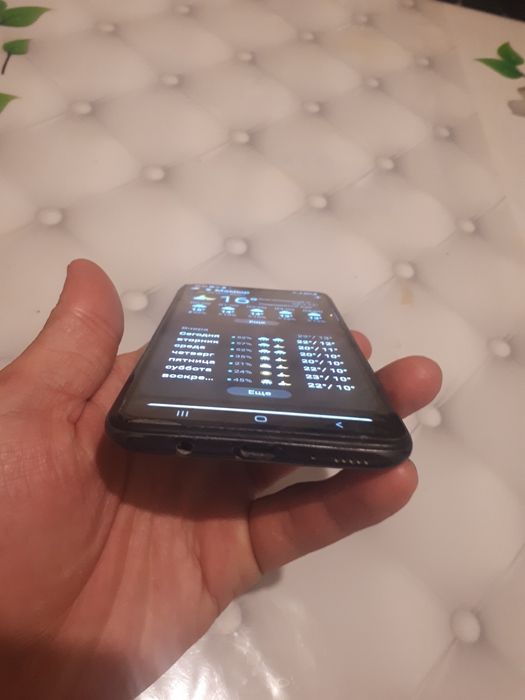 Здравствуйте продам Samsung a70