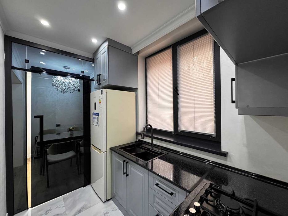 2х комнатная квартира на 3 этаже 66кв/м, в Самарканде