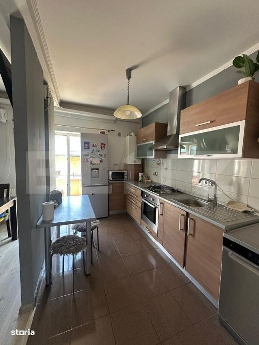 Apartament 4 camere, 90 mp, zona Muzeul Apei