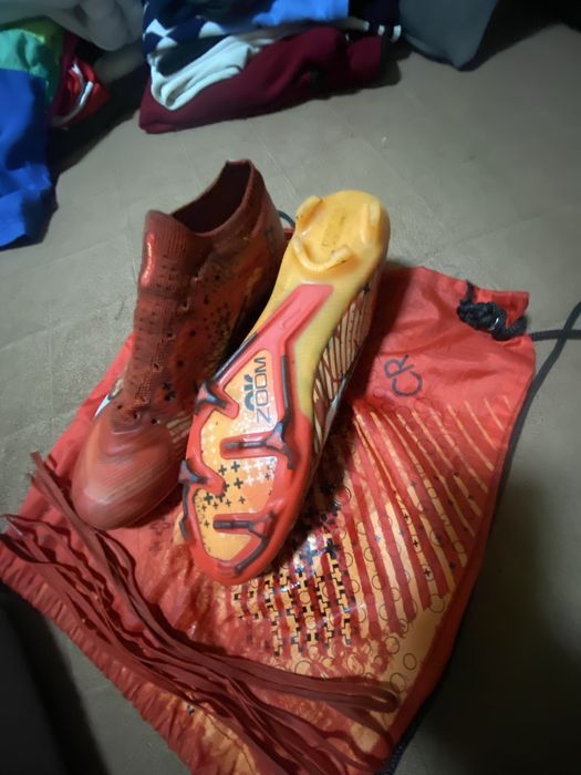 Ghete fotbal nike, stare buna