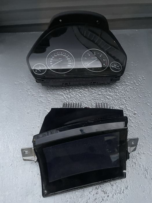 Километраж/ хед ъп дисплей БМВ Ф30/ Ф31 (kilometraj bmw f30)