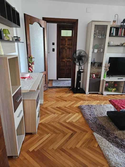 Proprietar – Închiriez apartament 2 camere semidecomandat | Str. Dositej Obradovici (Zonă excelentă), Timisoara