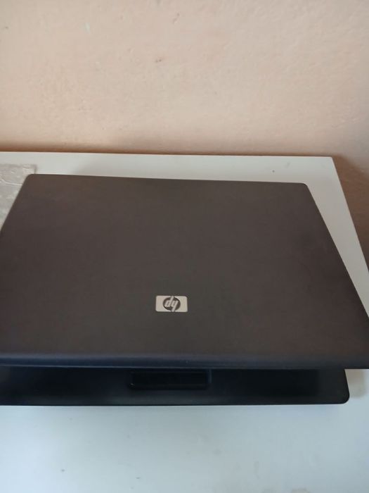 Notebook Hp для работы и прочее игры .