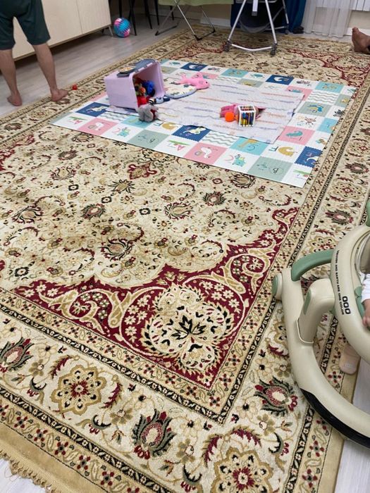 Продаю ковер 3x5 м