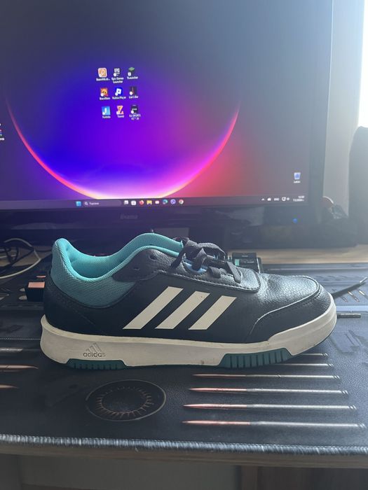 Маратонки Adidas – много добро състояние – 30€