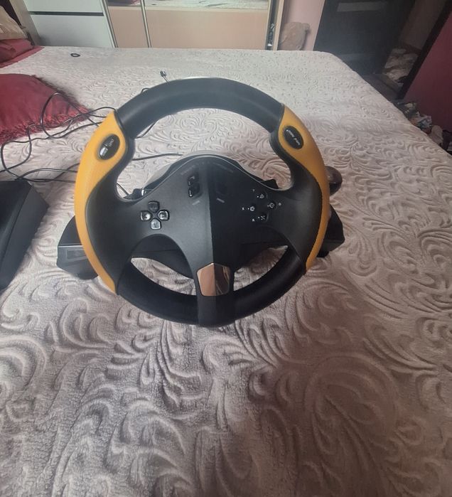 Ps4 de vânzare puțin folosit