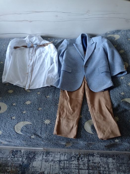 Продам костюм на мальчика