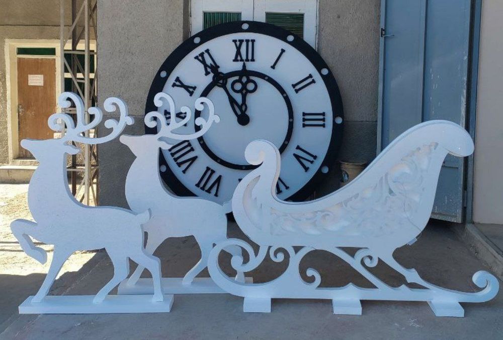 Новогодний декор из пенопласта