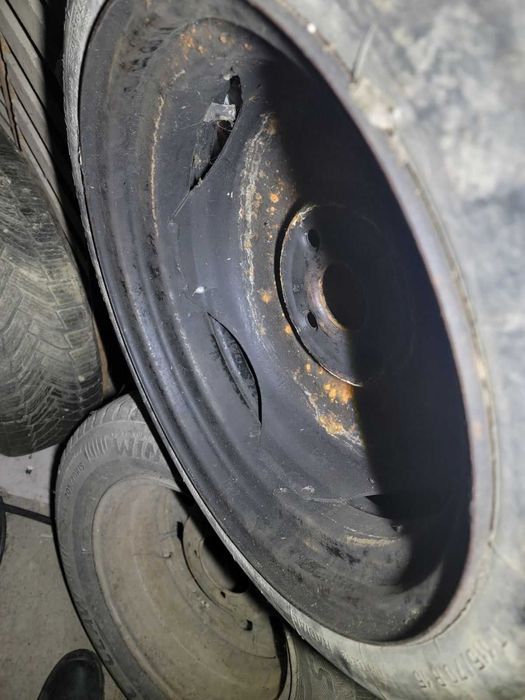 Audi 80 Michelin патерица 15 цола резервна гума