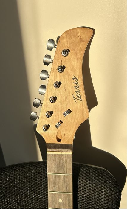 Электрогитара, стратокастер