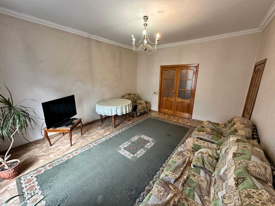 В продаже 4х ком квартира Чехова 64