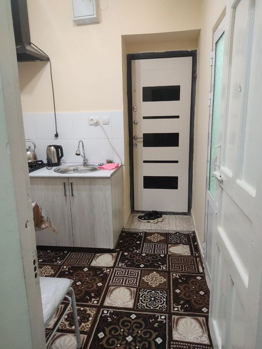 Сдаёт 1 ком кв 4 этаже Супер БАМ 1млн 800 тысяча сум