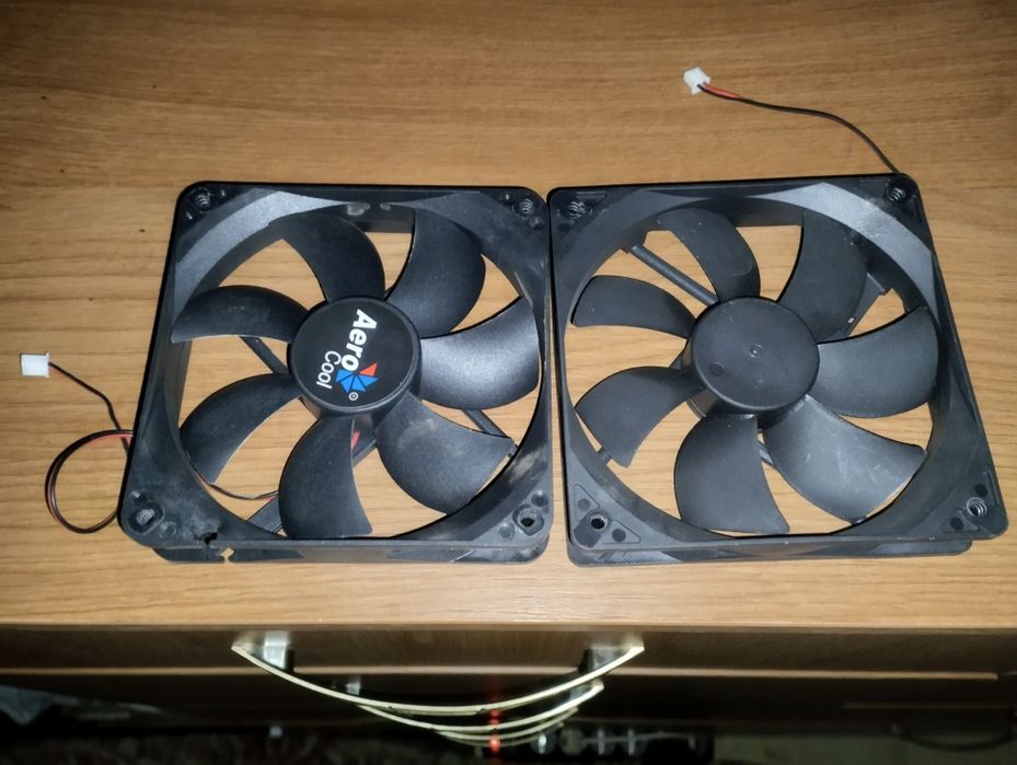Продам 2 кулера для пк
