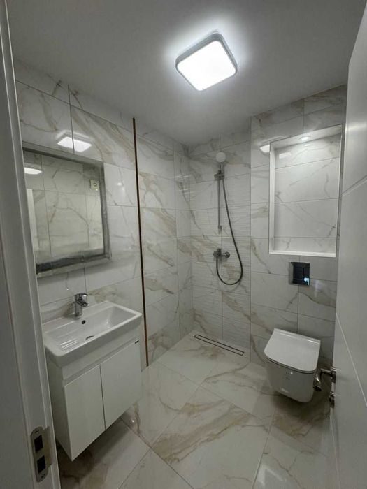 Продава се Тристаен апартамент в Пловдив, Остромила - 96 кв.м за 1190 €/кв.м - Снимка #7