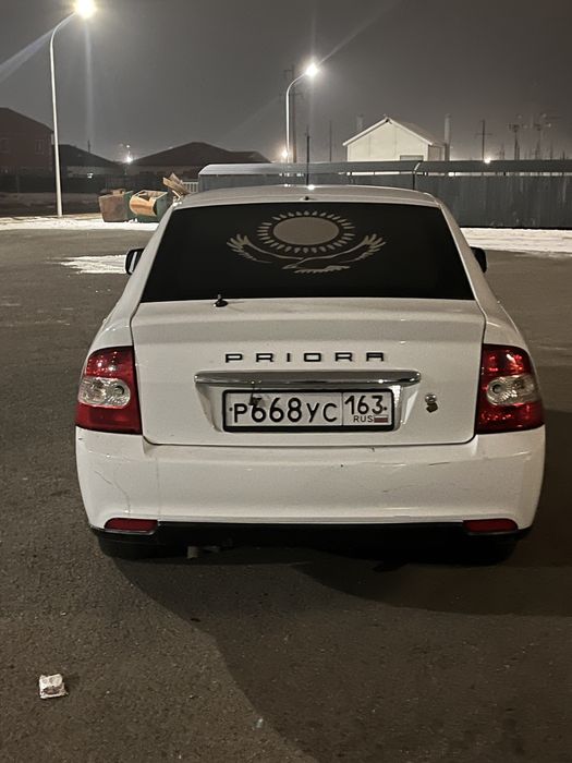 Приора хэтчбек 2012