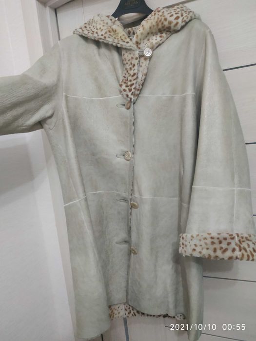 Продам дублёнку двустороннюю