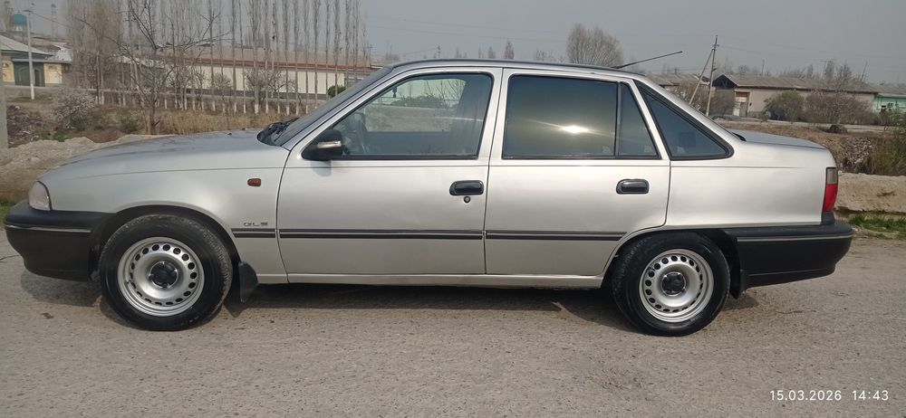 Neksiya 1 sotiladi yili 2001