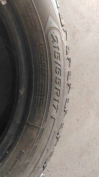 Продам шины DUNLOP 215х55х17