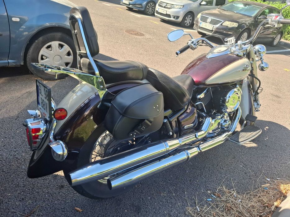 Yamaha V-star 1100
