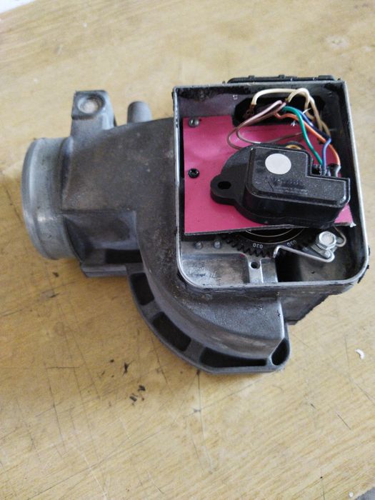 ДМРВ Ауди Пассат 2.0