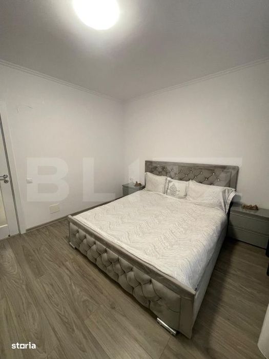 Apartament 3 camere, 2 bai, 64 mp, 2 parcari, intermediar, zona Terra