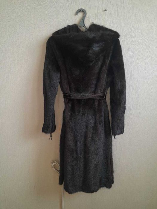 Норковая шуба 44