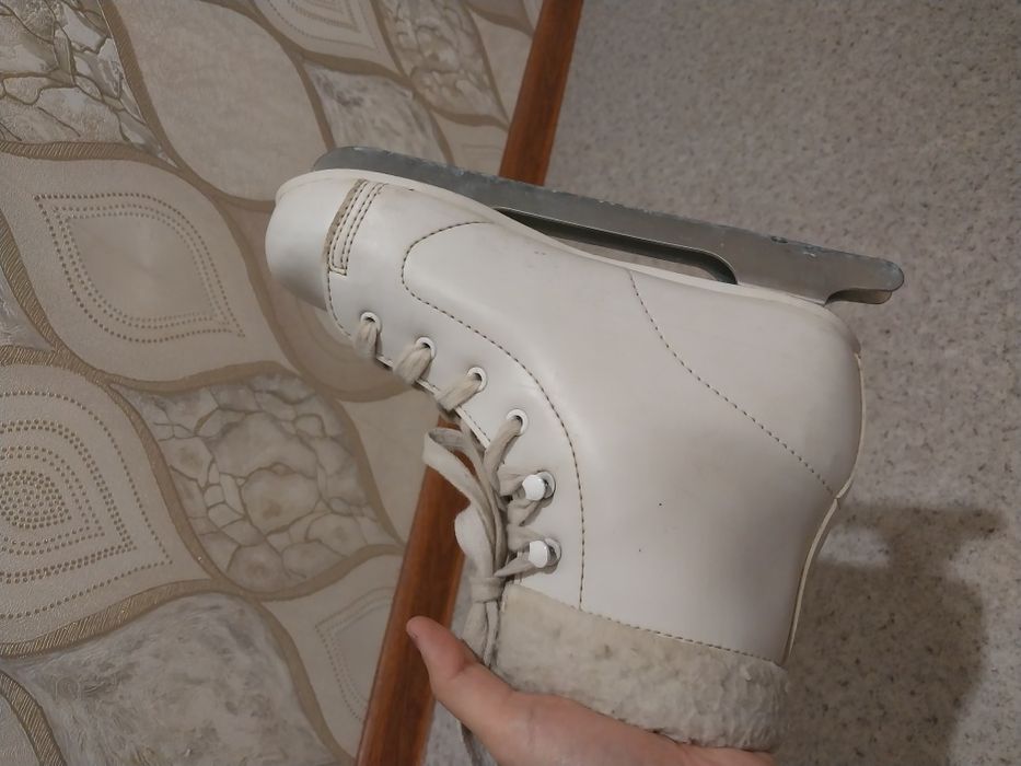 Коньки для катания