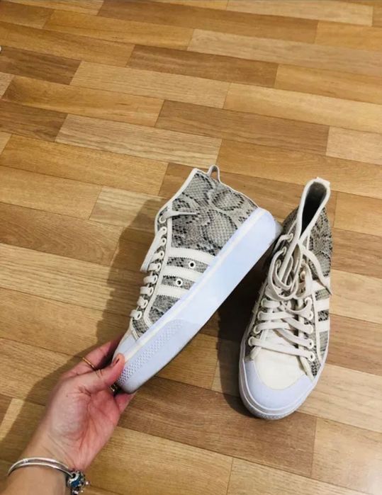 Дамски обувки ADİDAS 40 номер